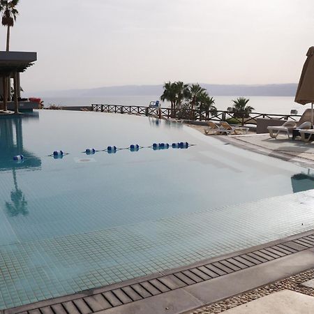 O Beach Hotel & Resort Sweimeh Exteriér fotografie