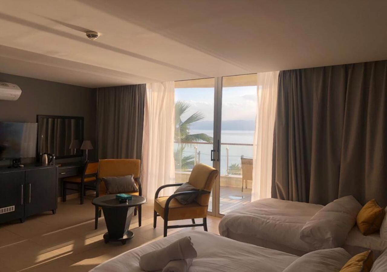 O Beach Hotel & Resort Sweimeh Exteriér fotografie
