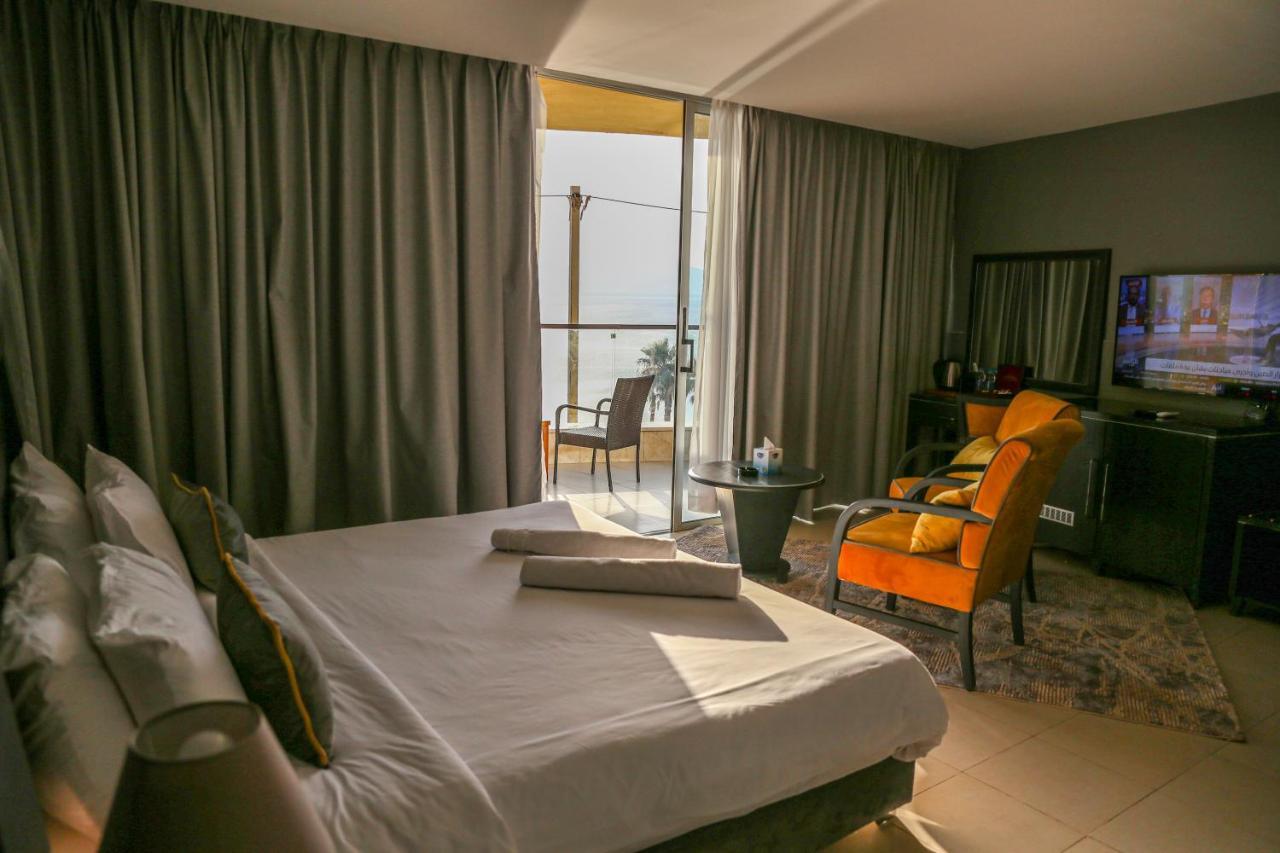 O Beach Hotel & Resort Sweimeh Exteriér fotografie